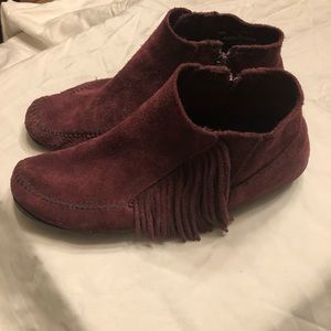 Minnetonka wine fringe mocassins, side zip 10